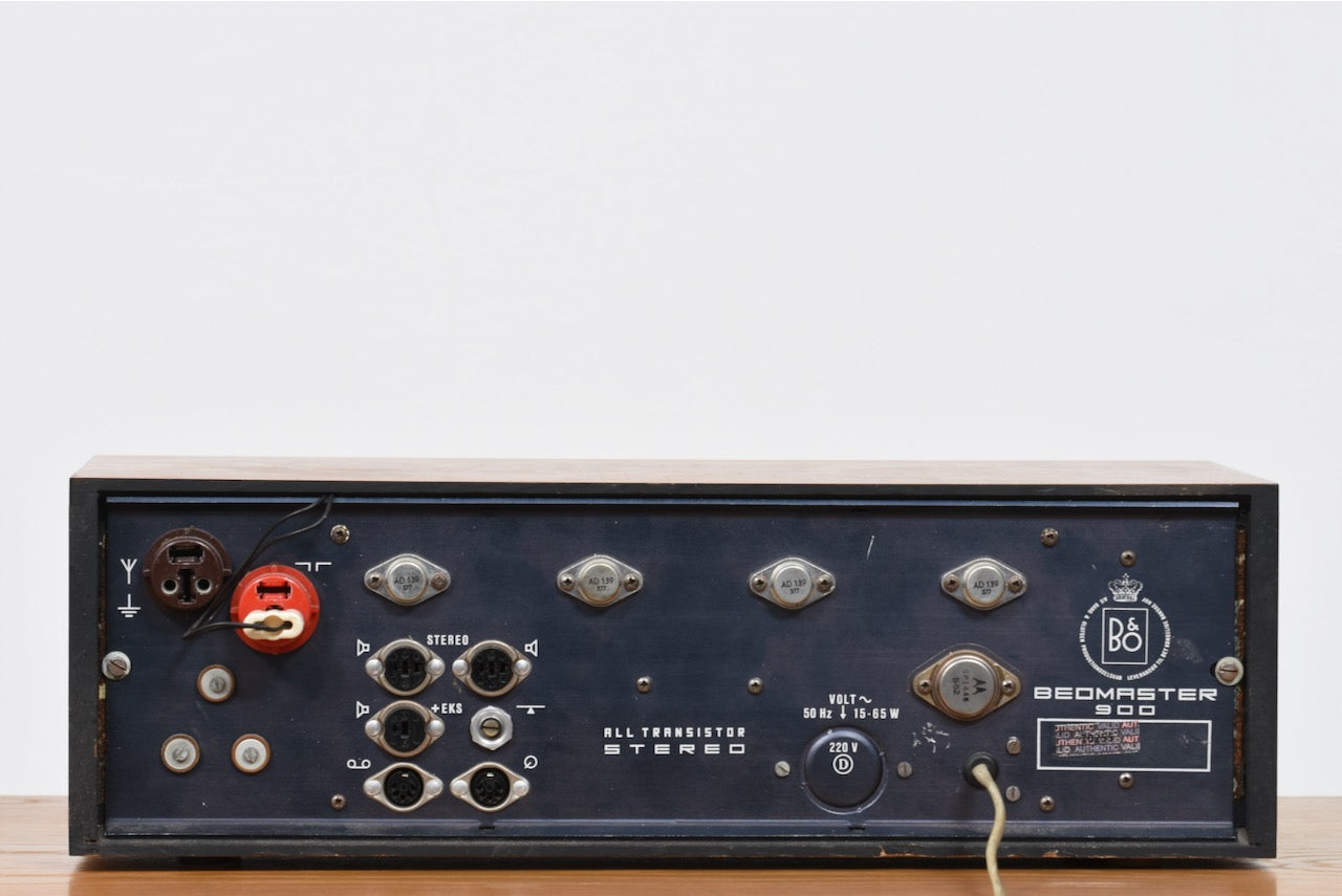 Rosewood Beomaster 900 by Bang & Olufsen