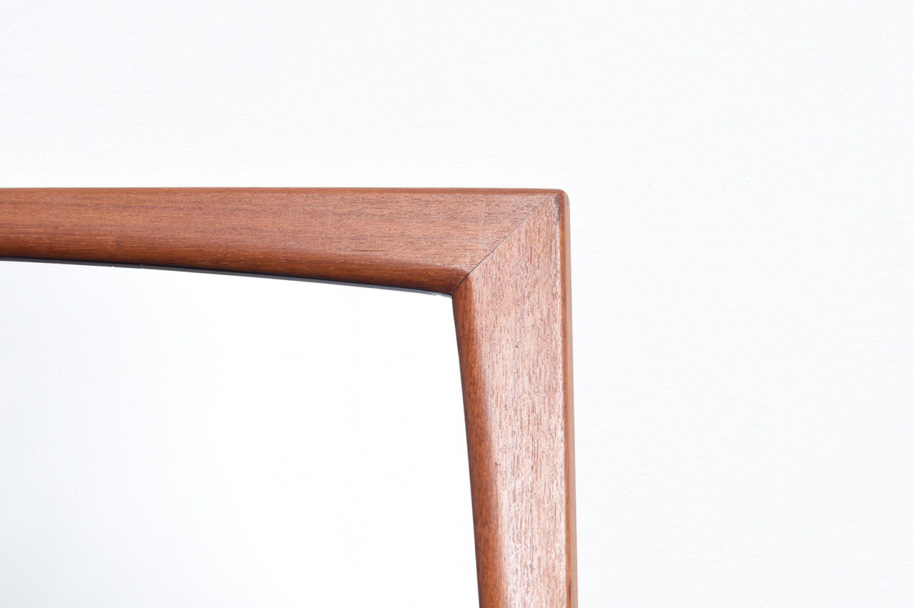 Wide rectangular mirror