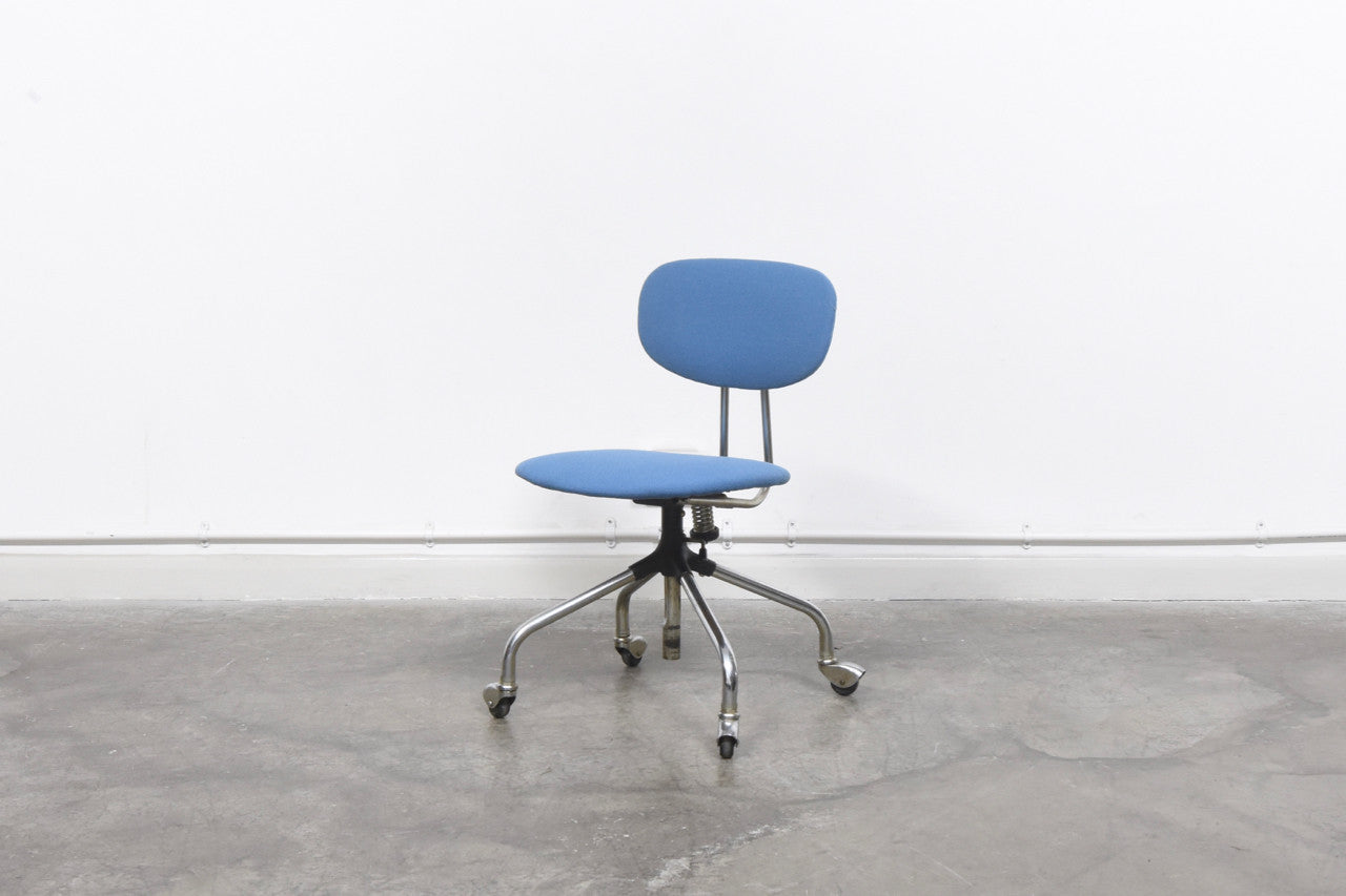 Task chair