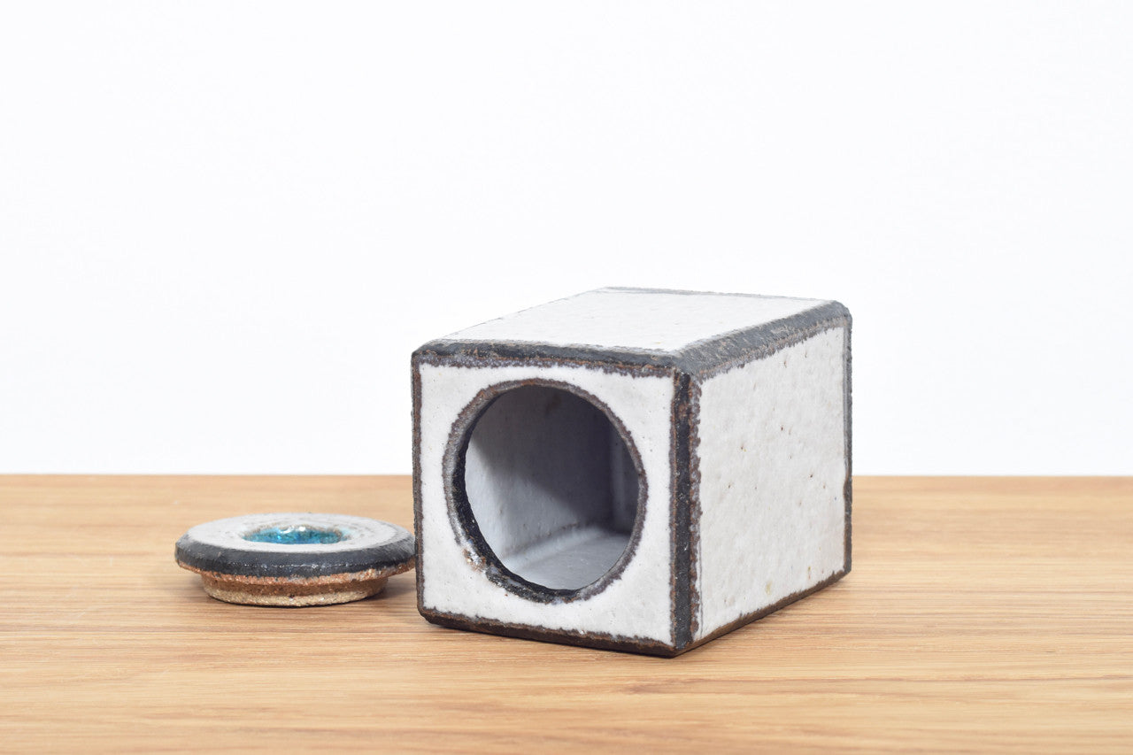 Square container by Sheila Fournier