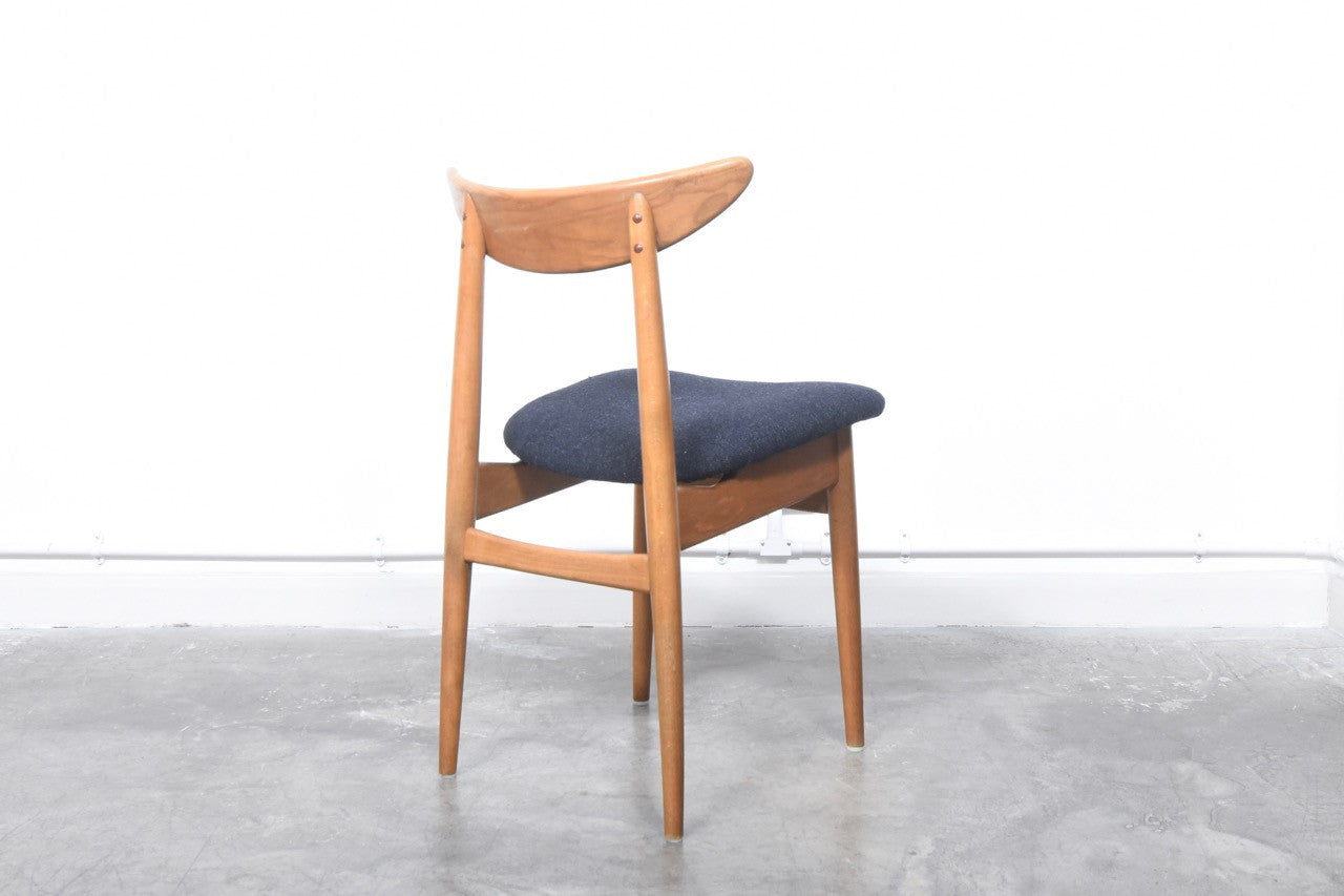 Set of oak dining chairs