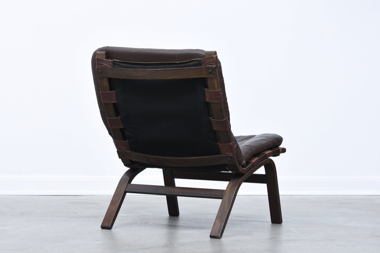 Leather lounger by Farstrup