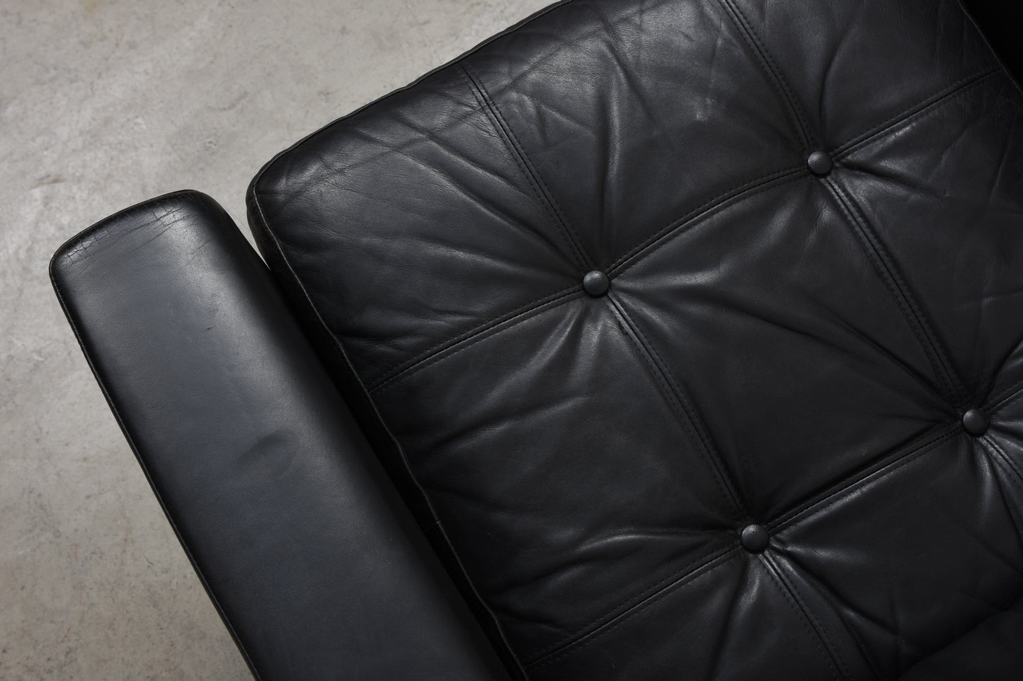 1960s leather lounger by Nili