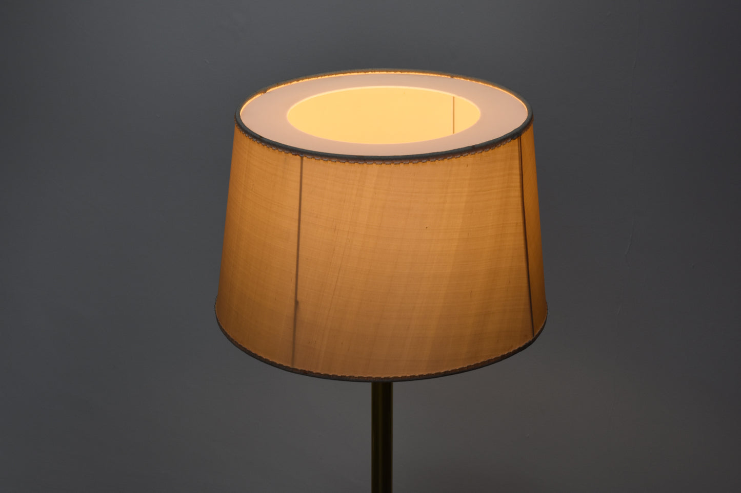 1960s brass floor lamp by Ateljé Lyktan