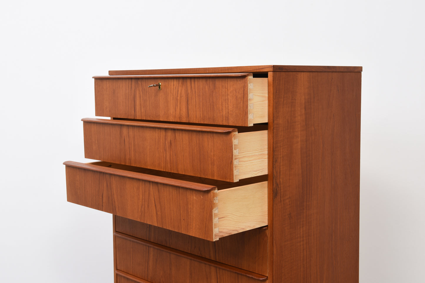 1960s teak chest of drawers