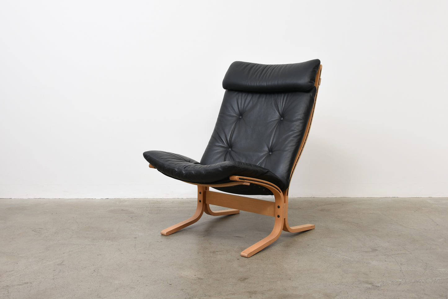 'Siesta' lounger by Ingmar Relling