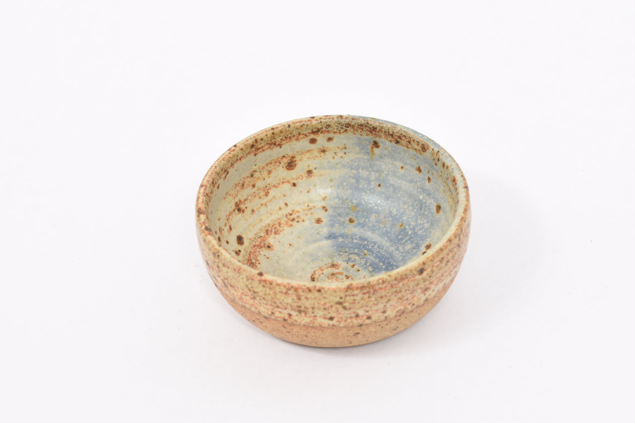Stoneware pinch bowl