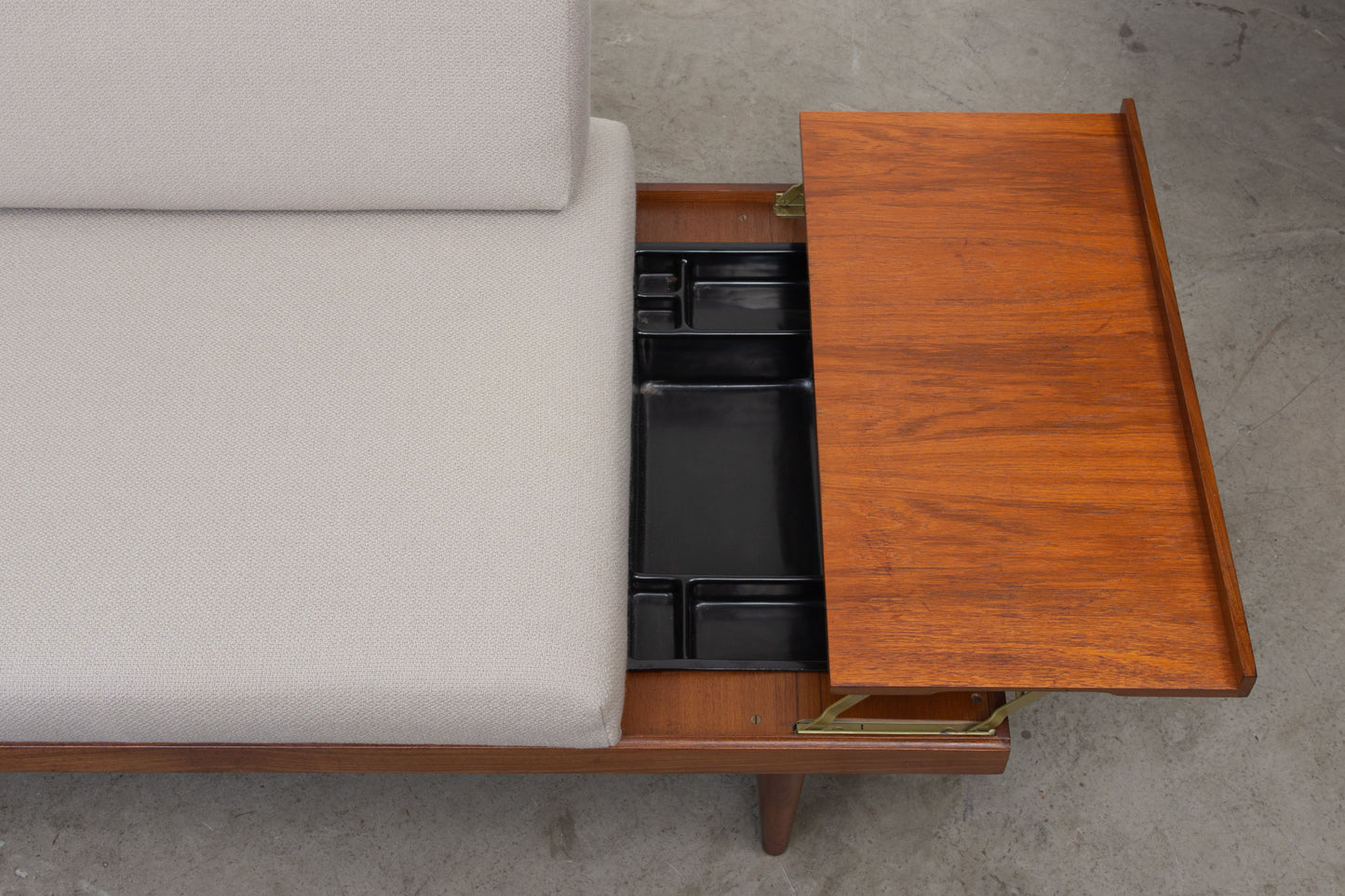 1960s 'Svane' day bed by Ingmar Relling