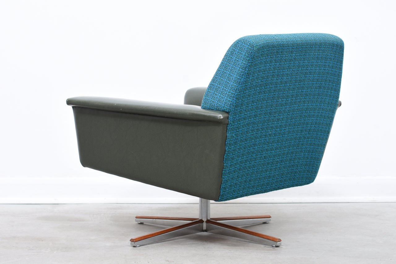 1960s low back swivel chair