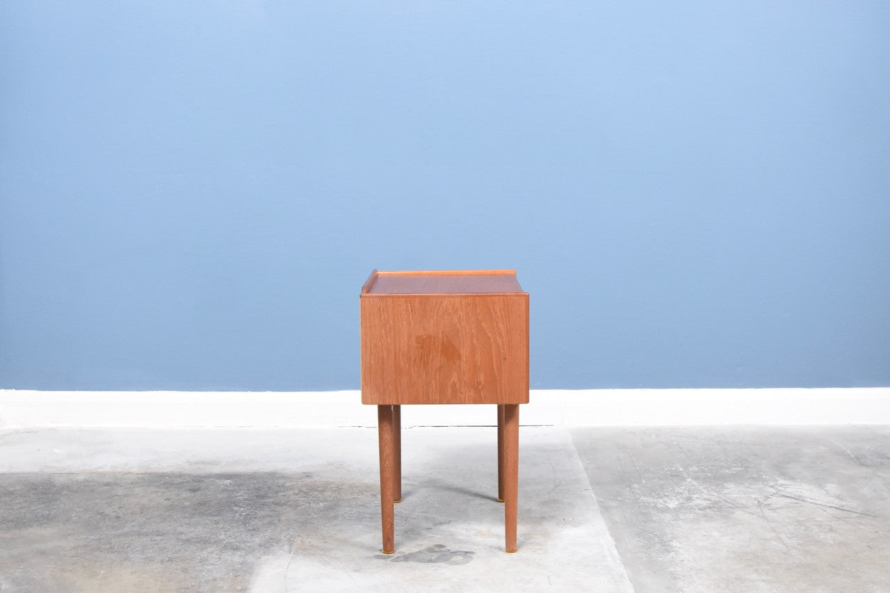 Bedside table in teak