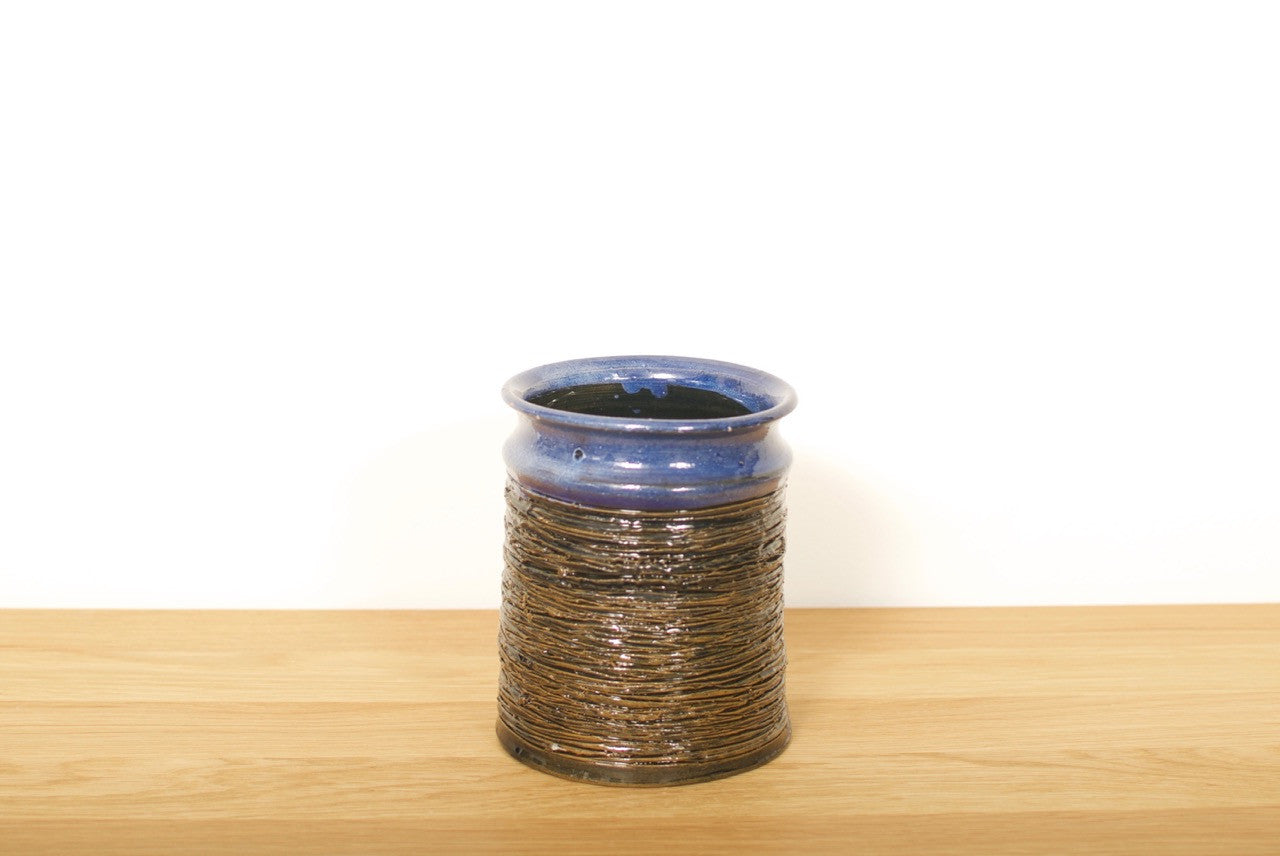 Icelandic Glit LAVA pot