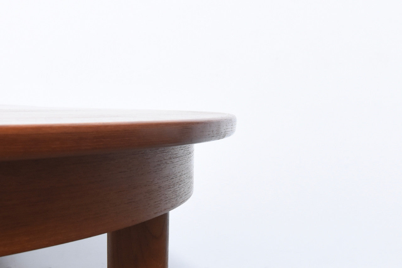 Extending dining table by Skovmand & Andersen