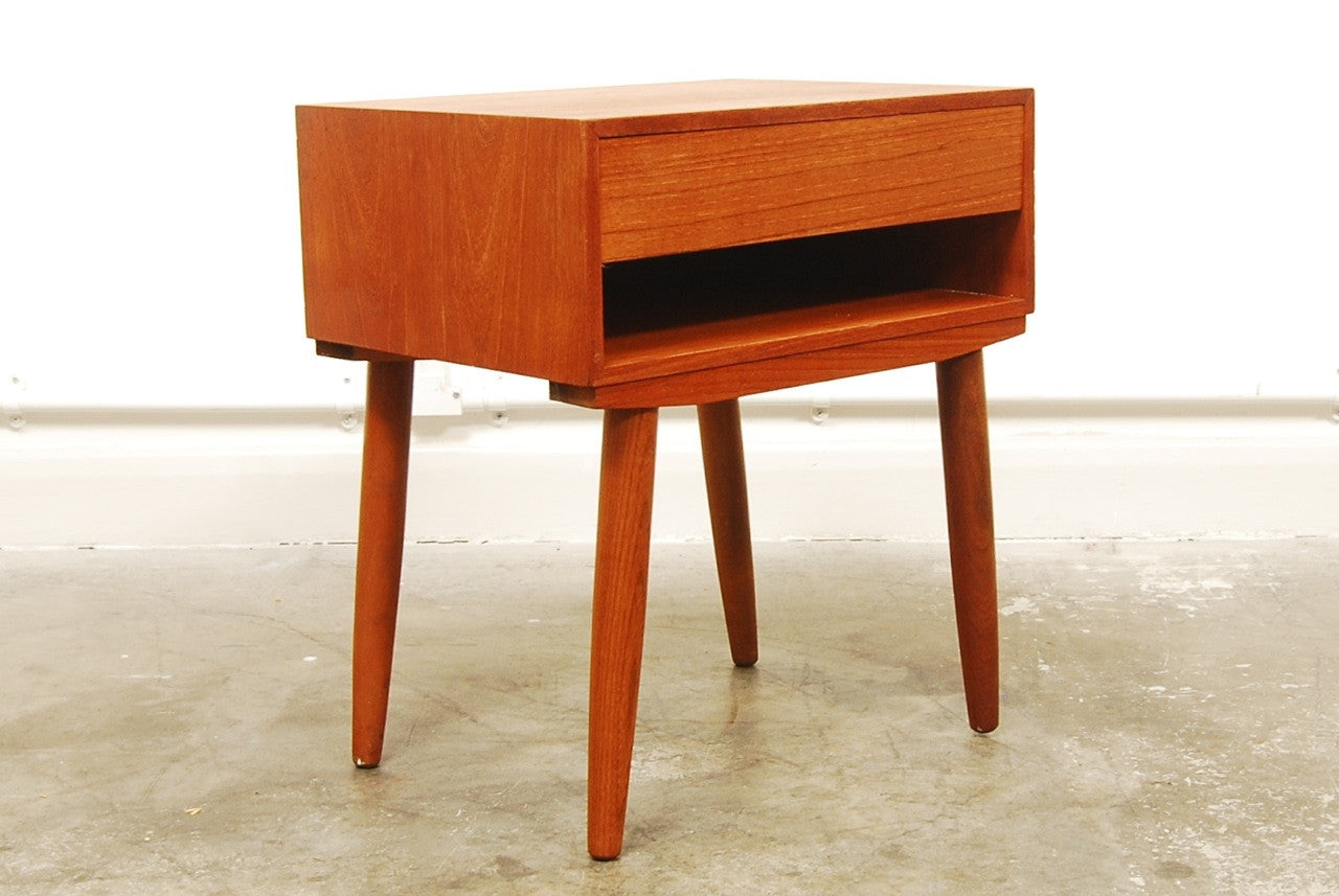 Pair of bedside tables no. 2