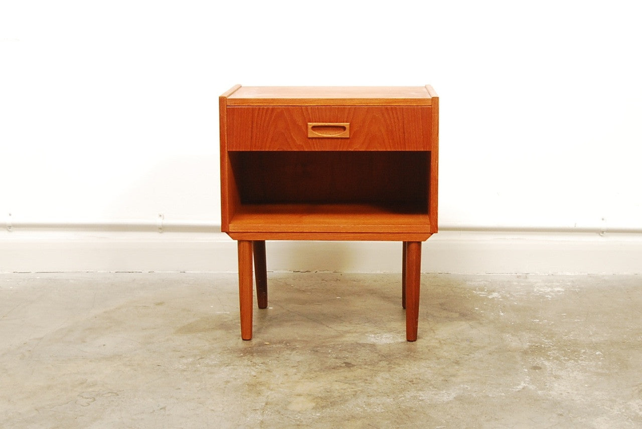 Pair of bedside tables no. 3