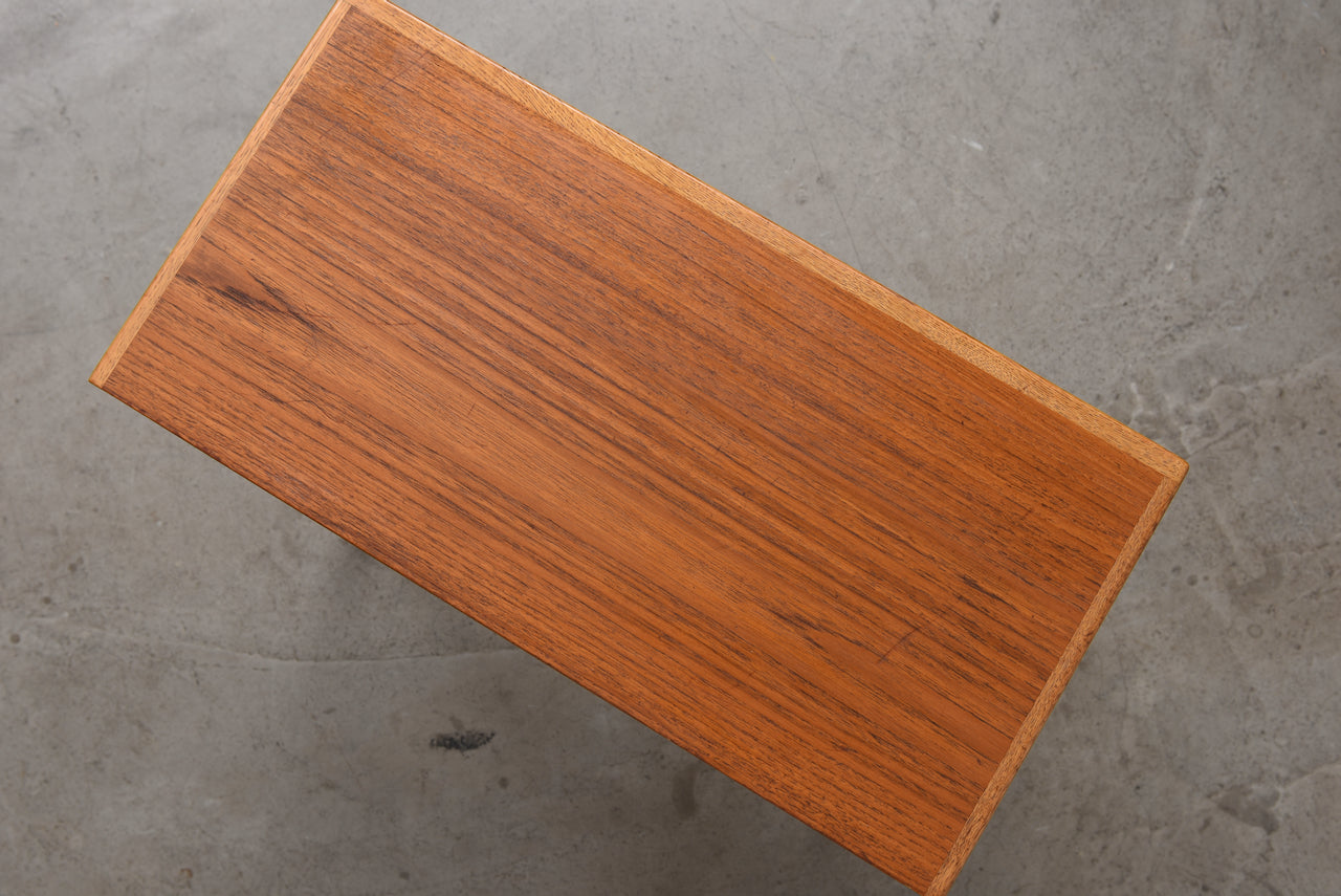 Short chest in teak + oak