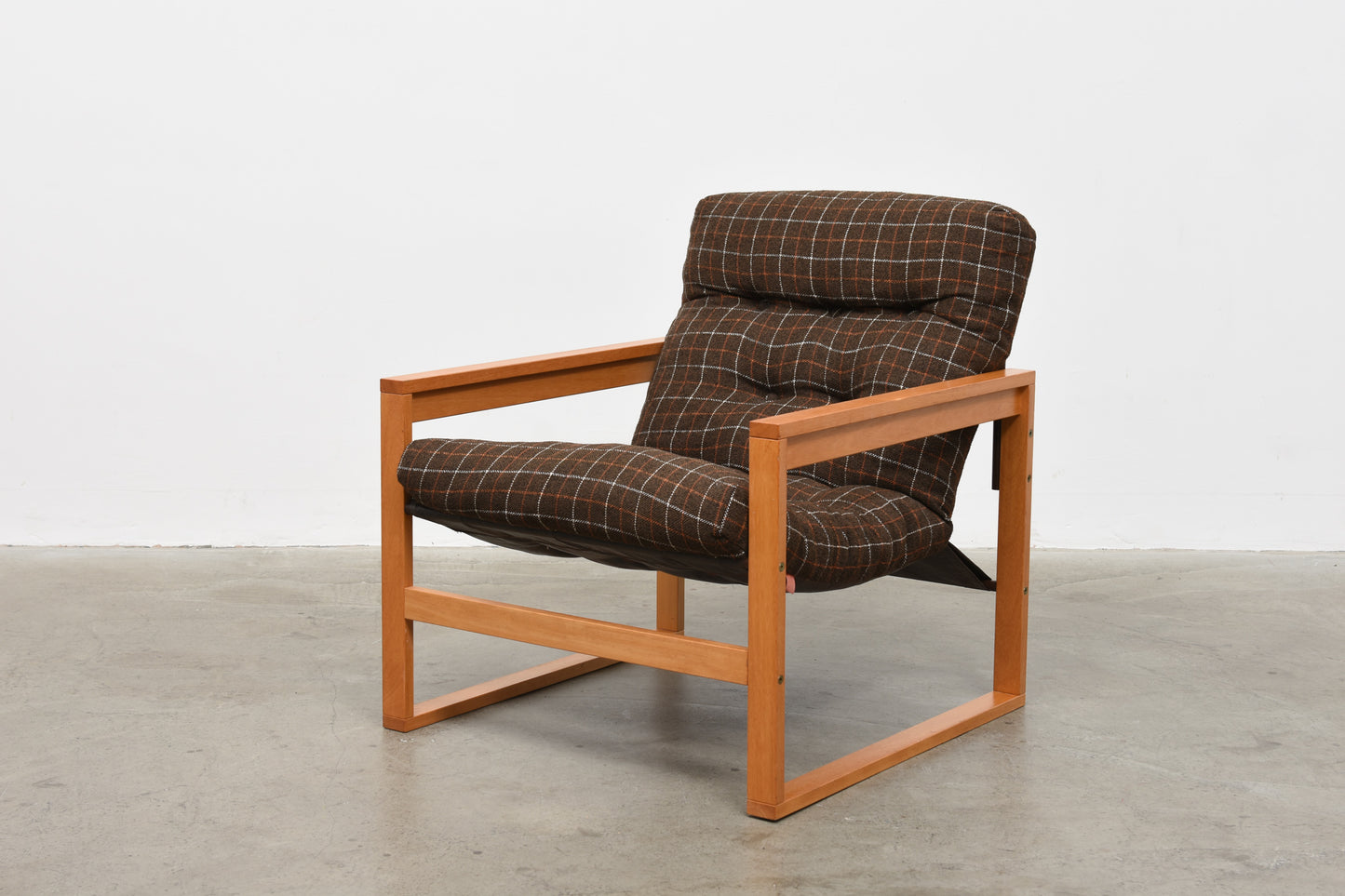 1970s oak lounger by Club 8