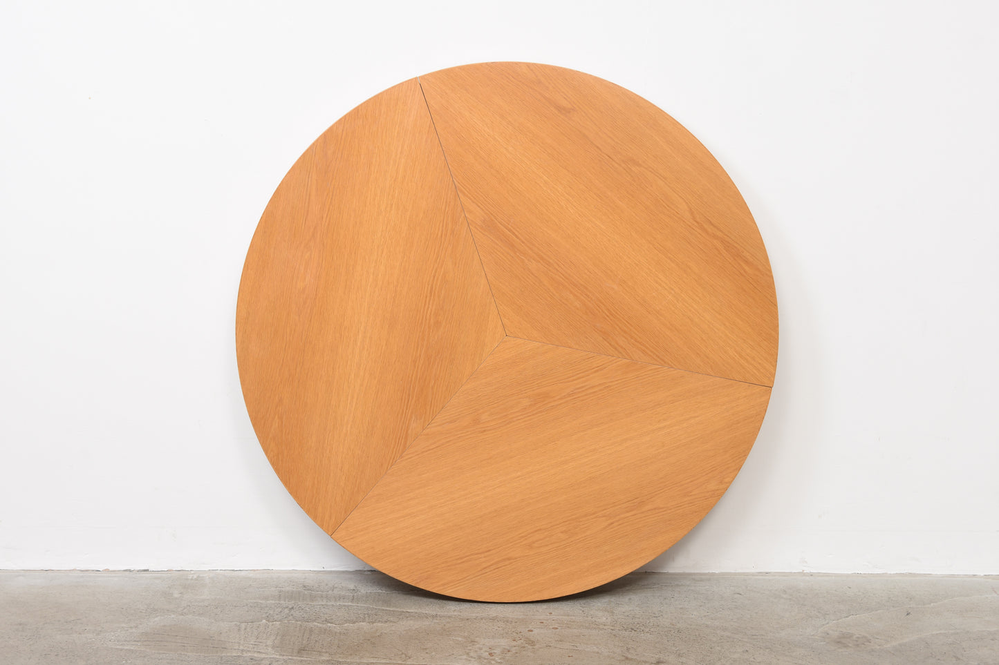 Model 33 dining table by Skovby Møbelfabrik