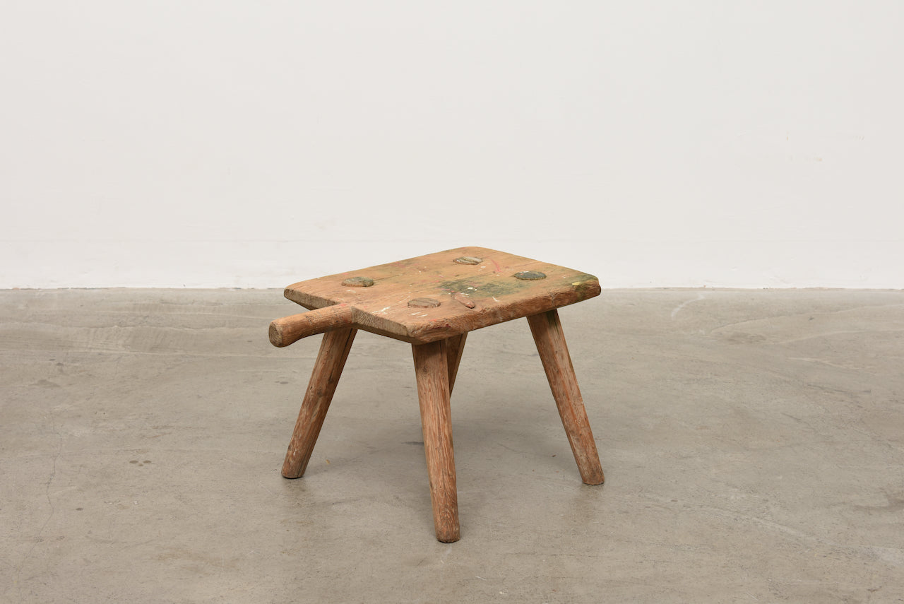 Wooden stool with handle new arrivals
