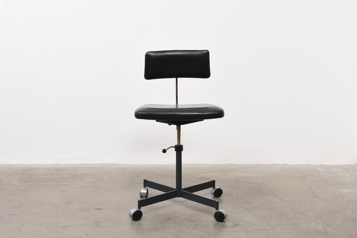 1960s task chair by KEVI