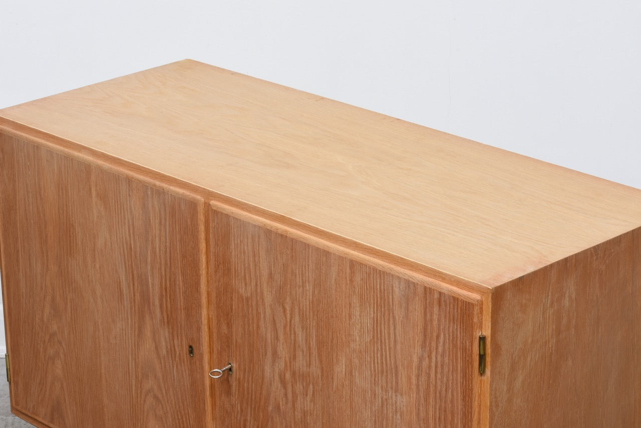 Oak sideboard by Poul Hundevad