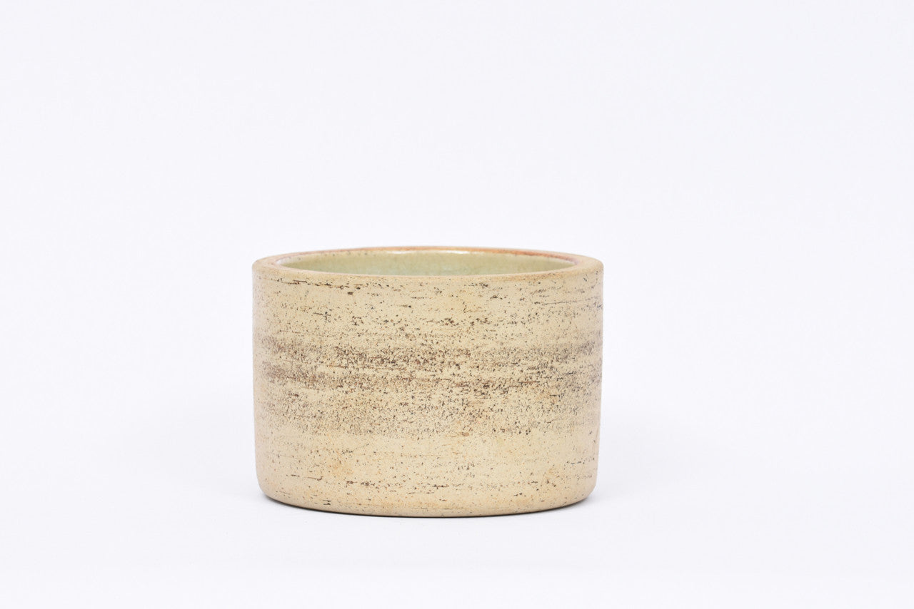 Ceramic flower pot by Conny Walther