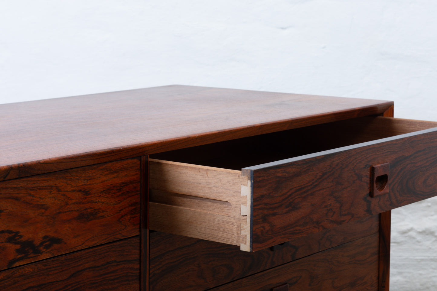 1960s low chest in rosewood by Brouer Møbelfabrik