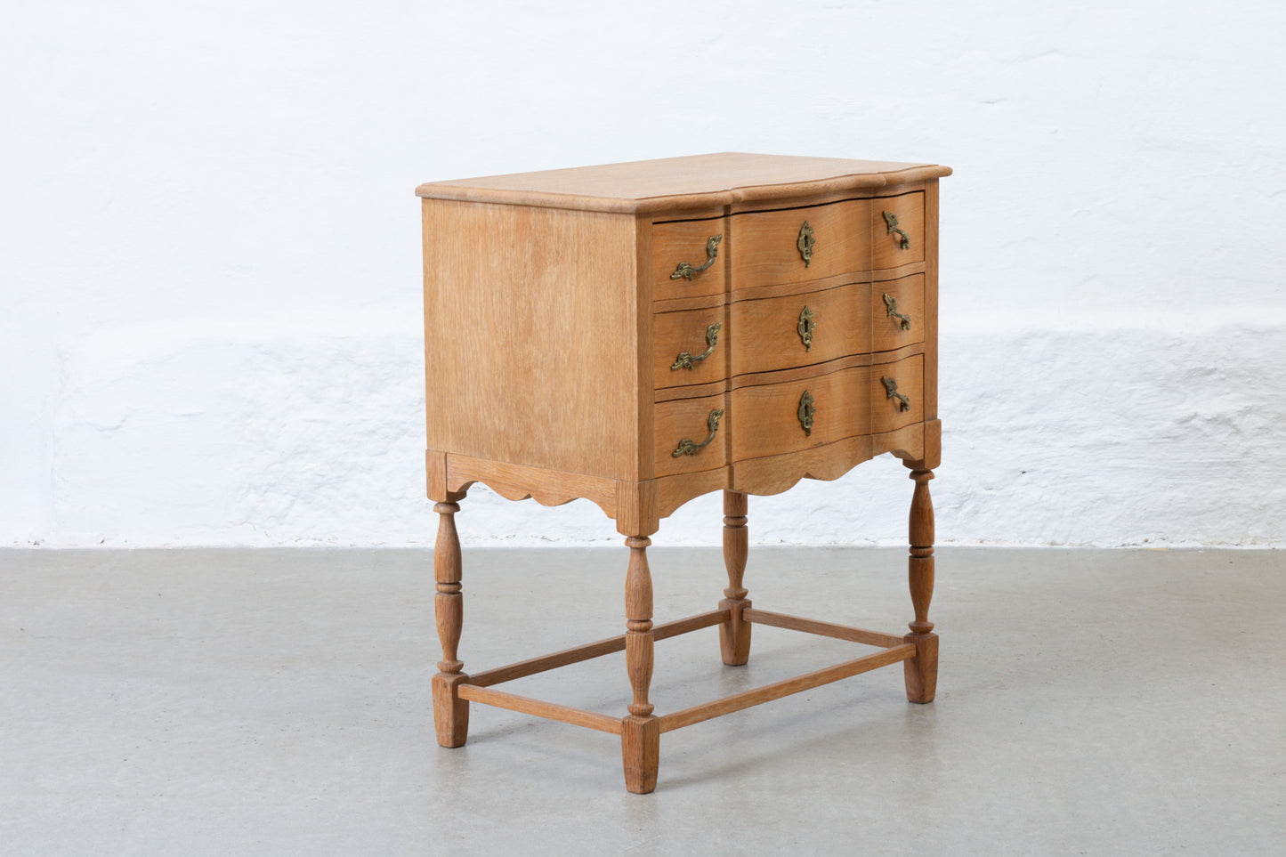 1970s low chest in oak