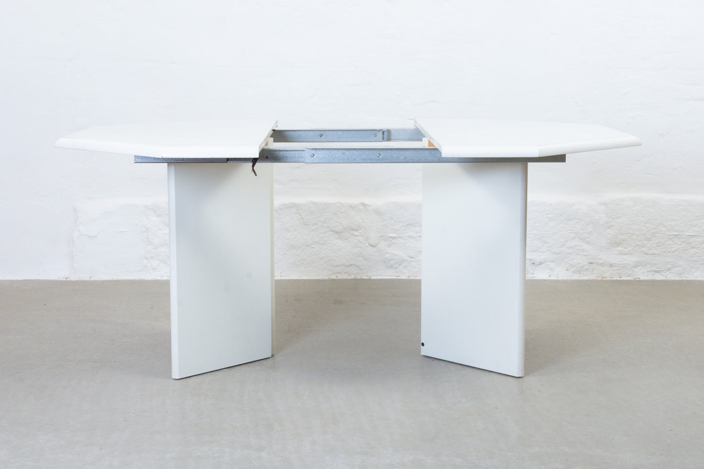 1980s extending dining table in stained oak by Farstrup Møbler