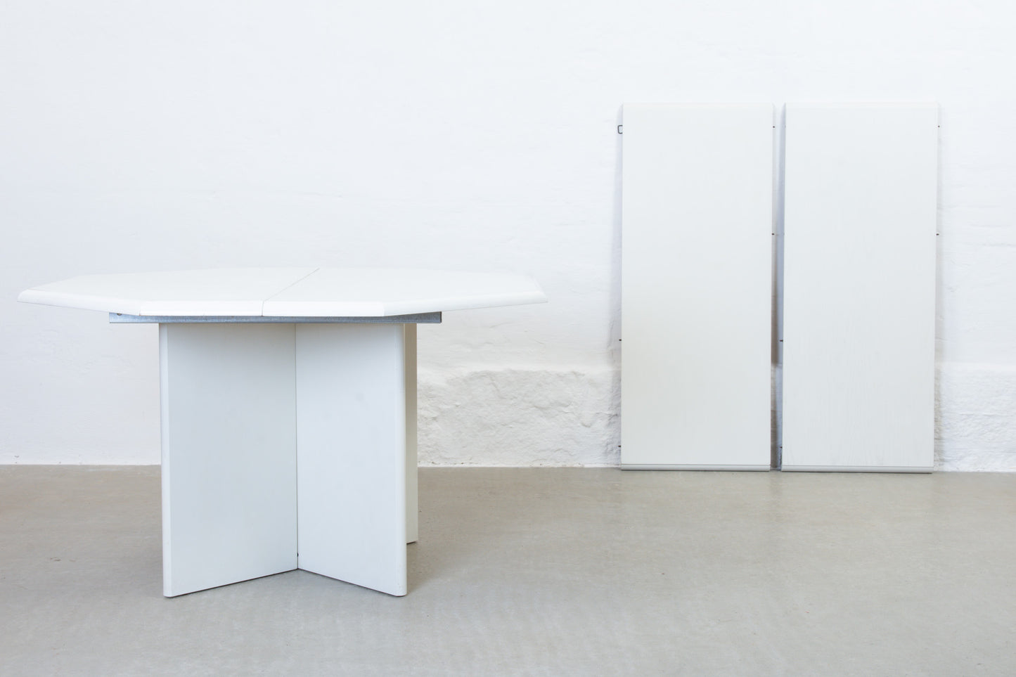 1980s extending dining table in stained oak by Farstrup Møbler