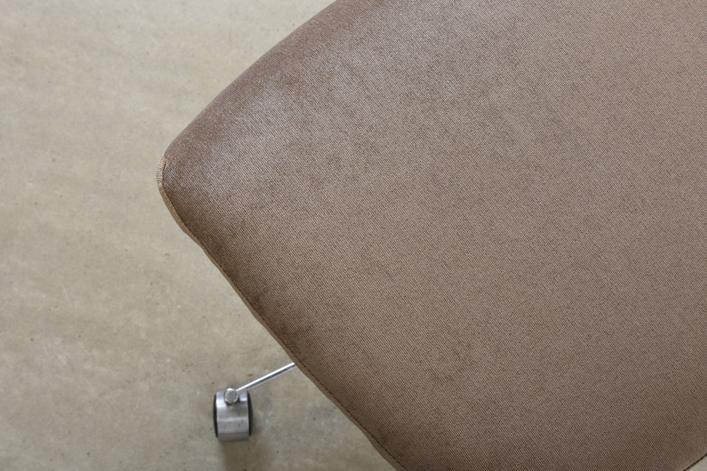 Newly reupholstered: 1960s architect's chair by Kevi