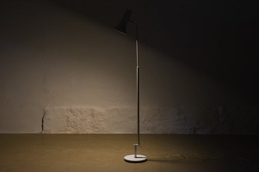 1960s height-adjustable floor lamp by Dansa Lamp