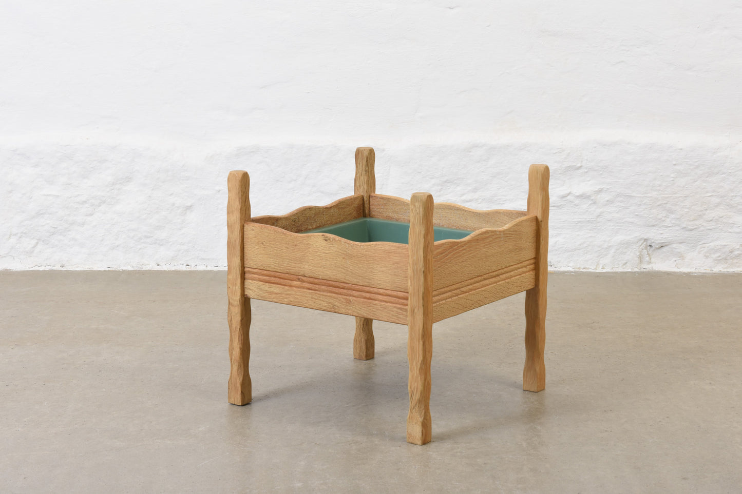 1970s oak planter by KW Møbler no. 1