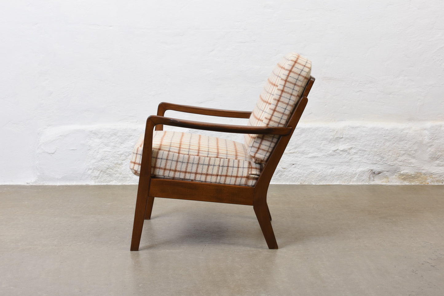 Newly reupholstered: 1950s beech lounger in striped wool