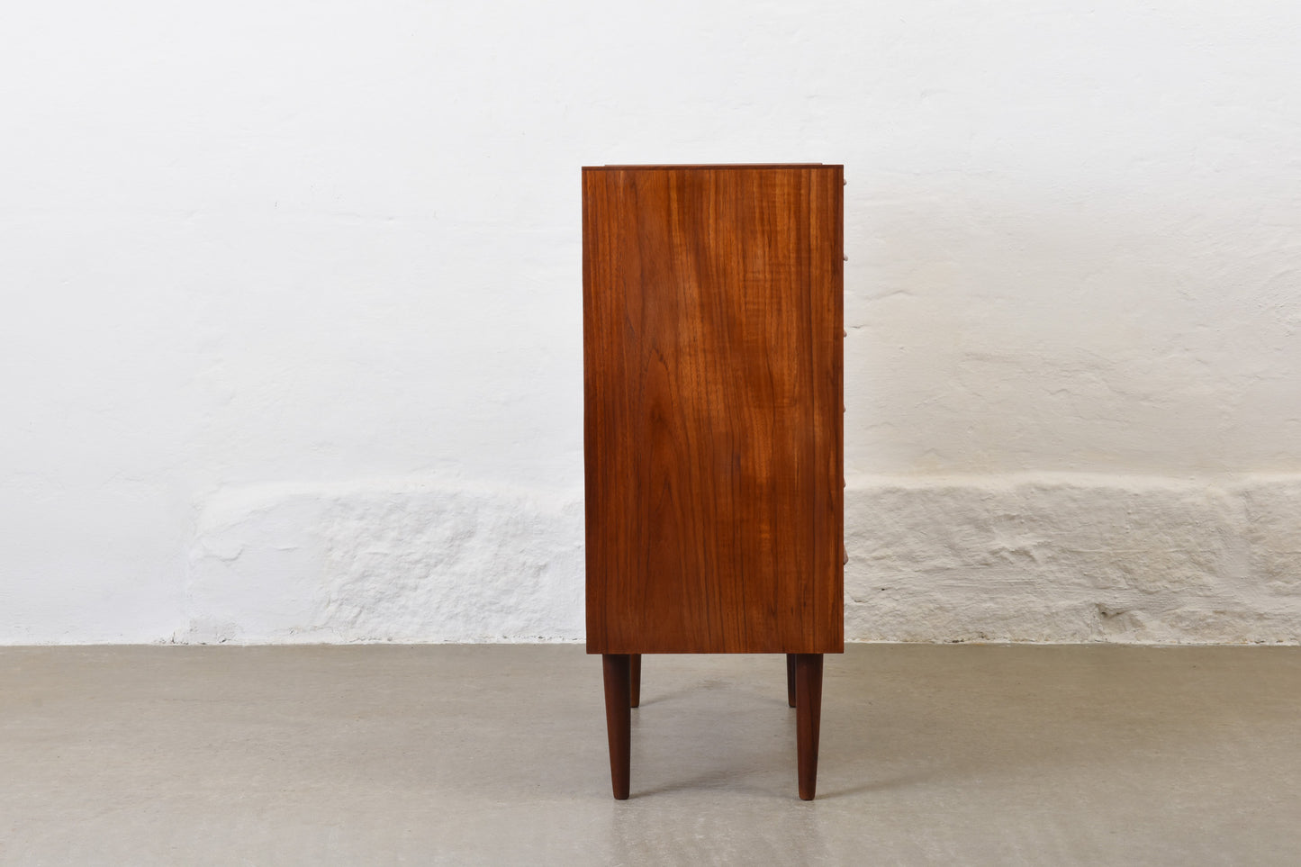 1960s teak chest of drawers with lipped handles no. 2