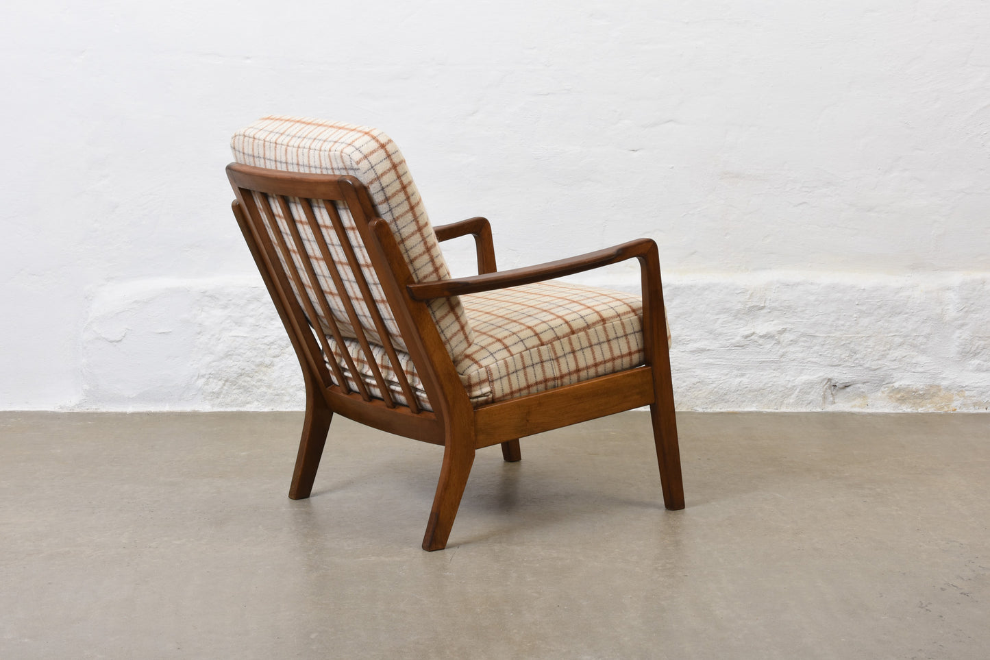 Newly reupholstered: 1950s beech lounger in striped wool