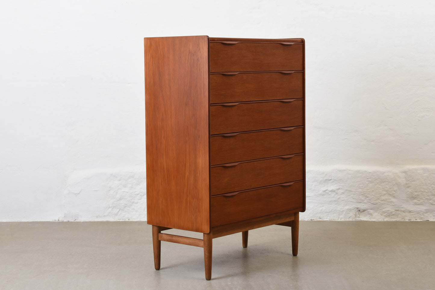 1960s teak chest of drawers with lipped handles