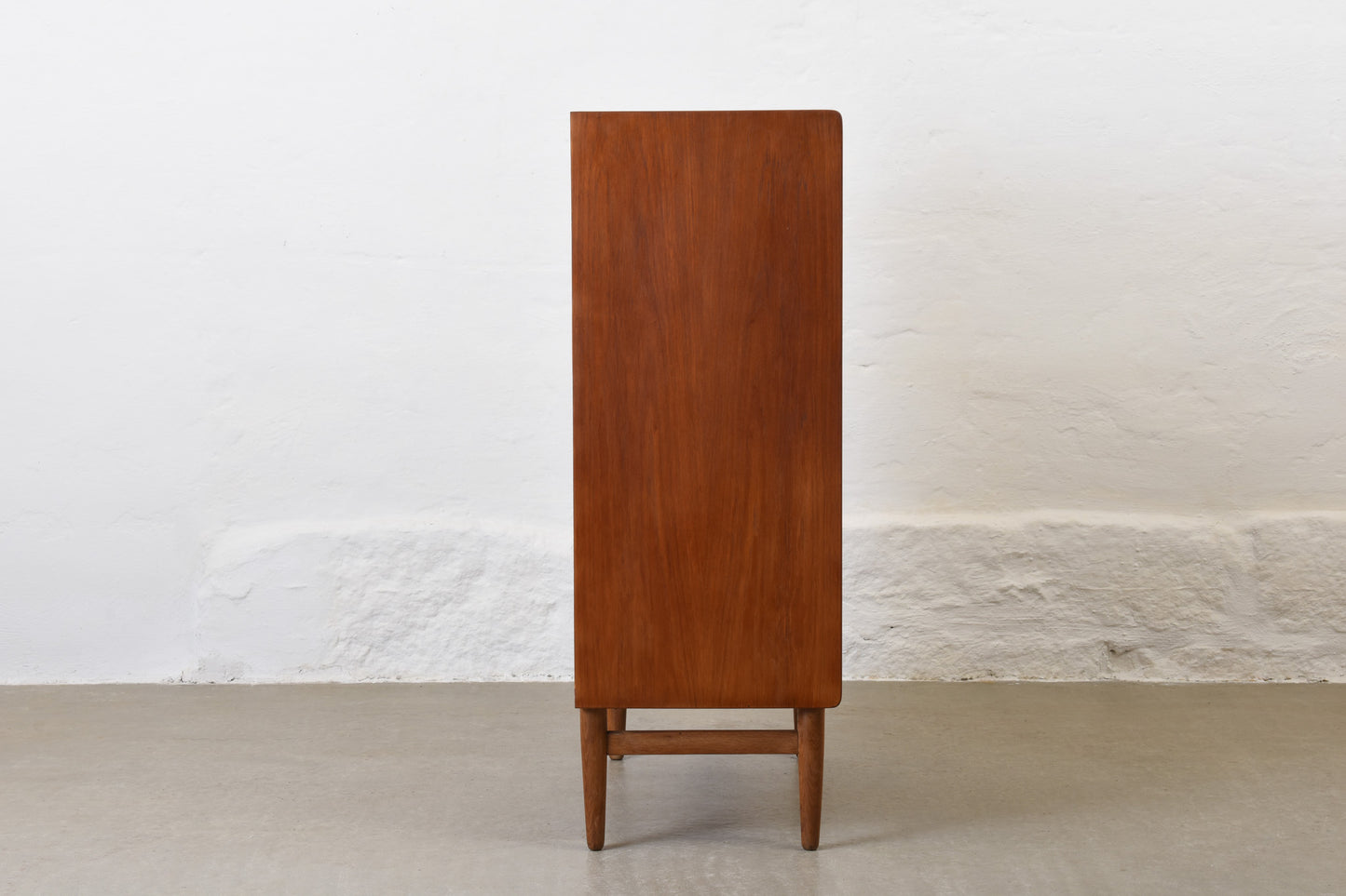 1960s teak chest of drawers with lipped handles