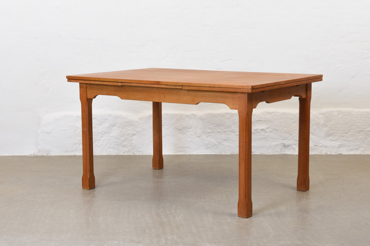 1970s extending dining table in oak