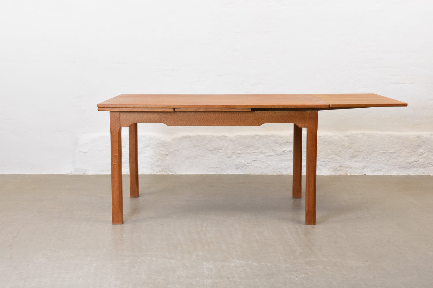 1970s extending dining table in oak