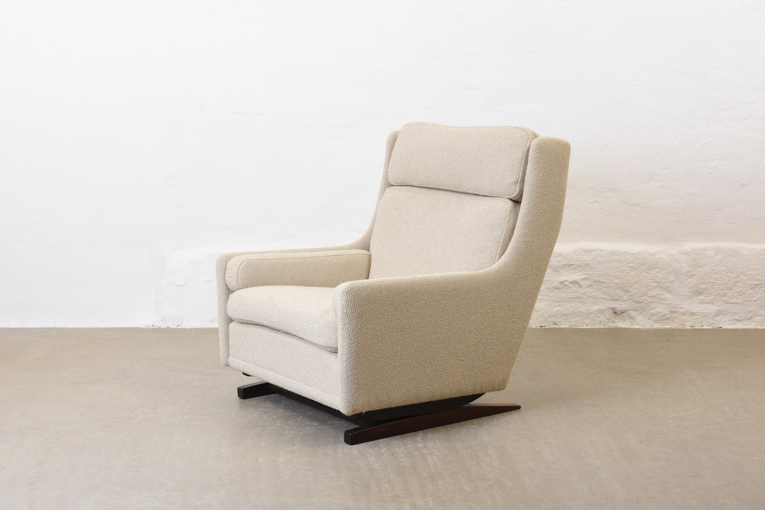 Newly reupholstered: 1960s 'Lincoln' lounge chair by Torbjørn Afdal