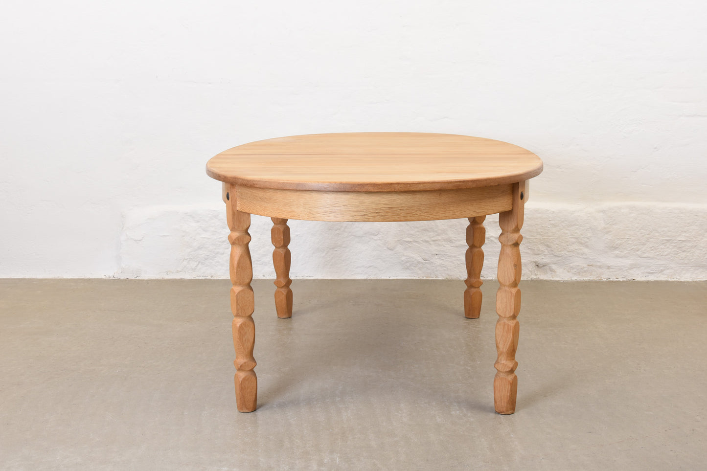 1970s oval dining table in oak