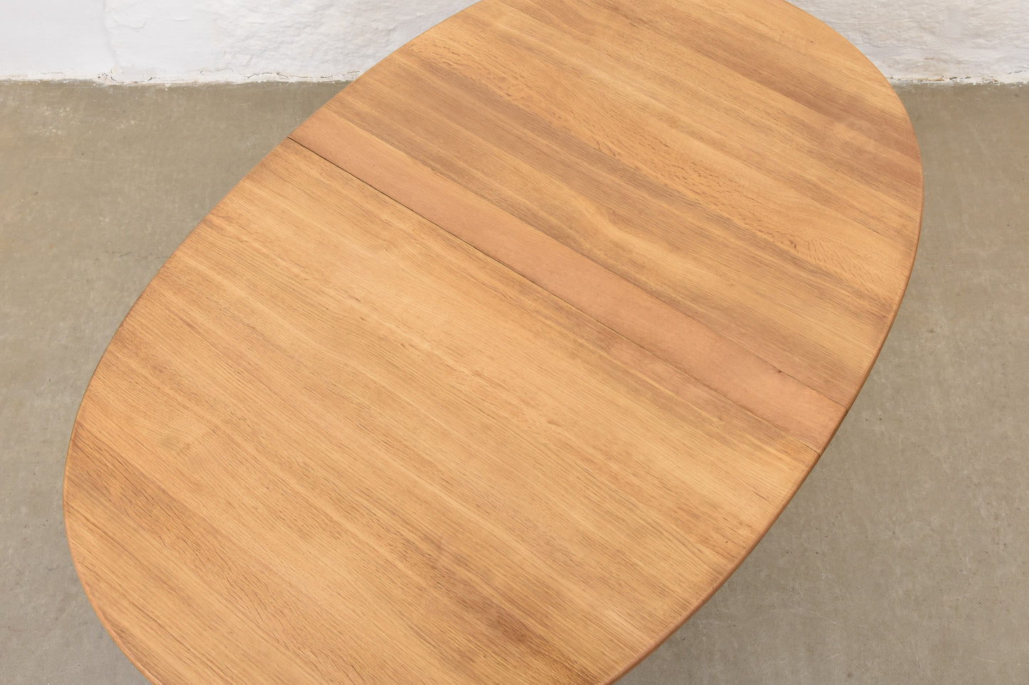 1970s oval dining table in oak