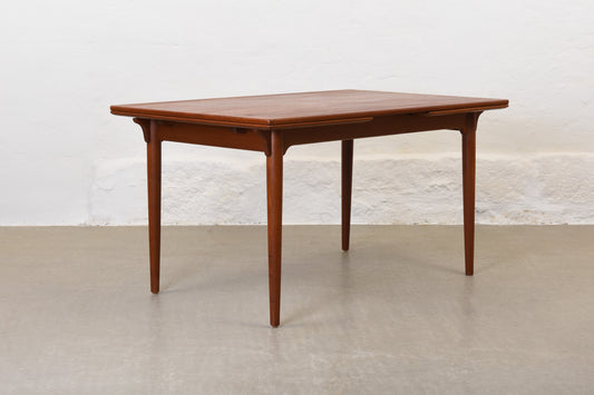 1960s Model 50 dining table Gunni Omann