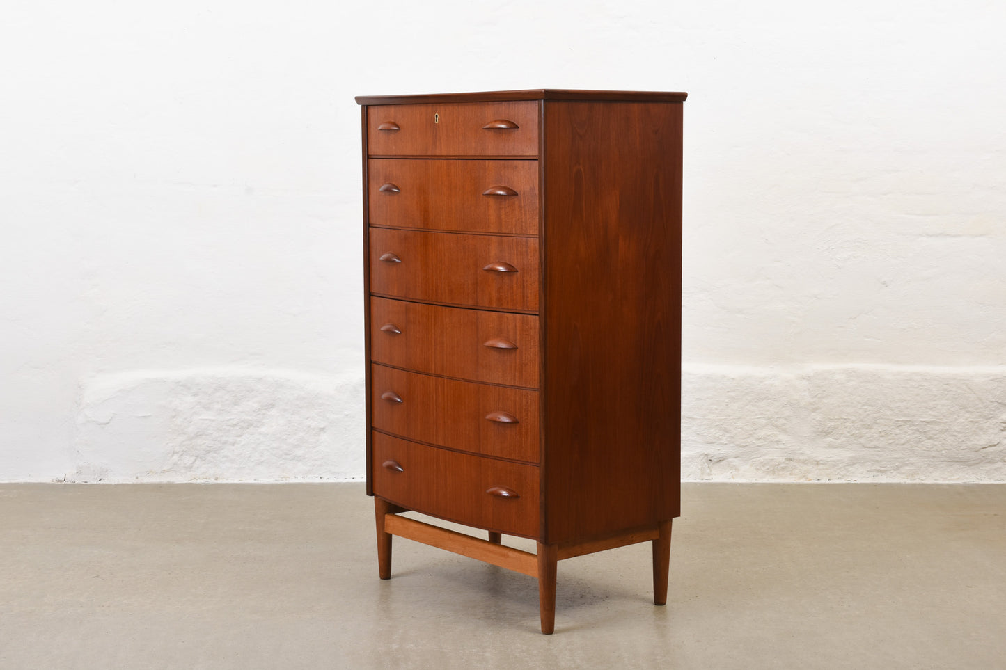 1950s bow-fronted teak chest of drawers - 117H cm