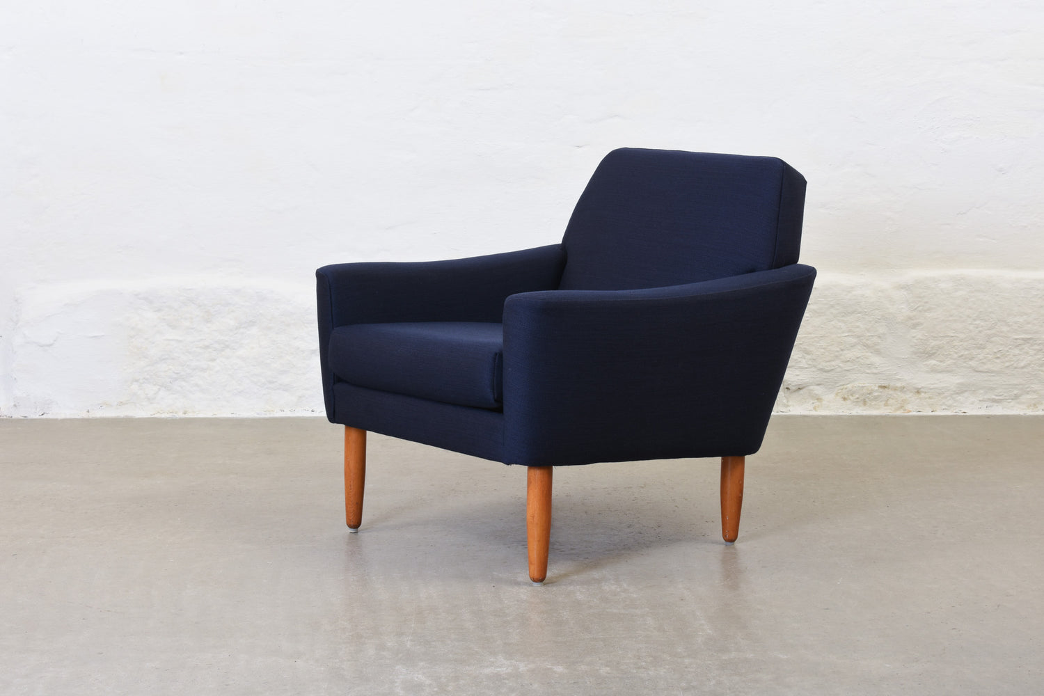 Newly reupholstered: 1960s low back lounger in wool