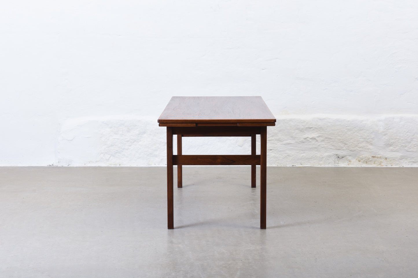 1960s extending coffee table in rosewood