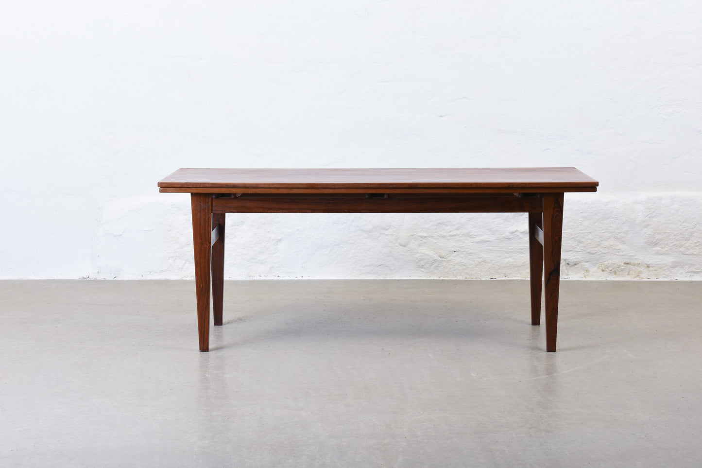 1960s extending coffee table in rosewood