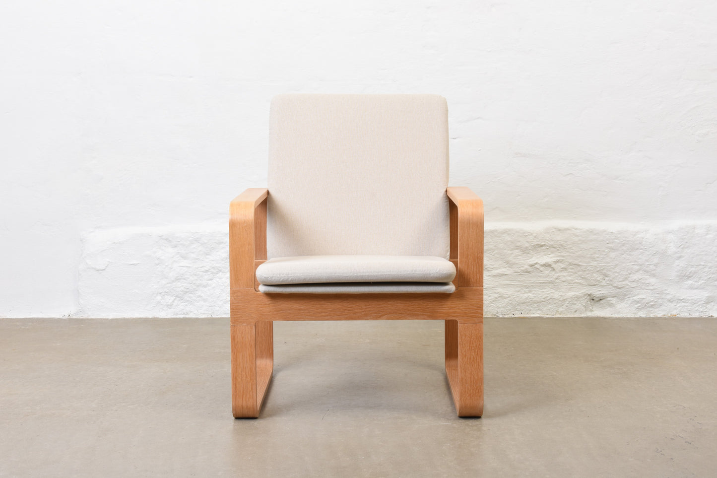 Newly reupholstered: 1970s model 5131 armchair by Magnus Olesen