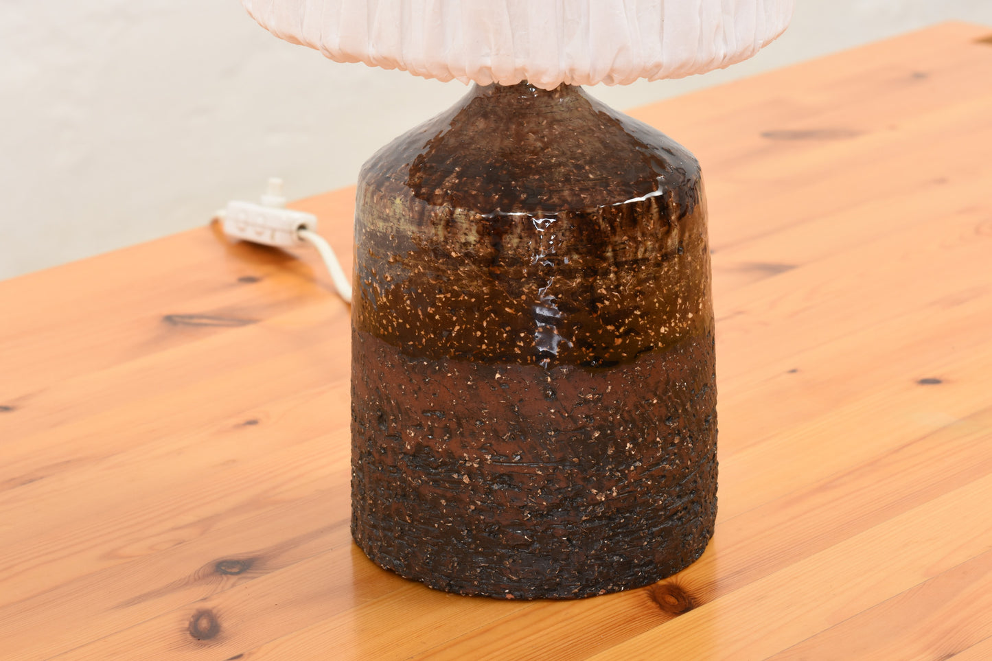 1960s stoneware table lamp with shade