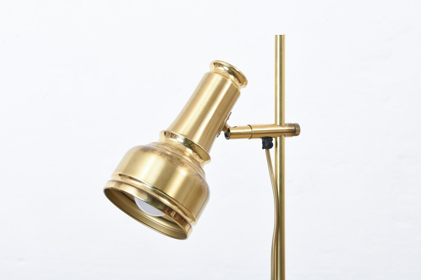 1970s height-adjustable brass floor lamp